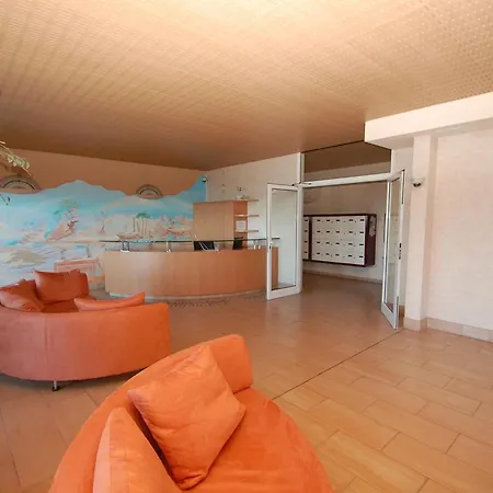 Superbe 3p En Bord De Avec Terrasse Et Garage A - Fr-1-196-248 Apartment *