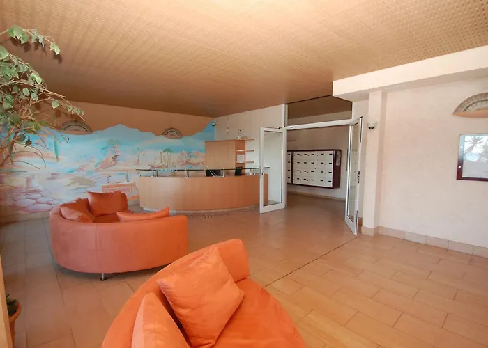 Superbe 3p En Bord De Avec Terrasse Et Garage A - Fr-1-196-248 Apartmán *